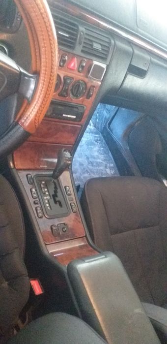Мерседес w210 продаётся