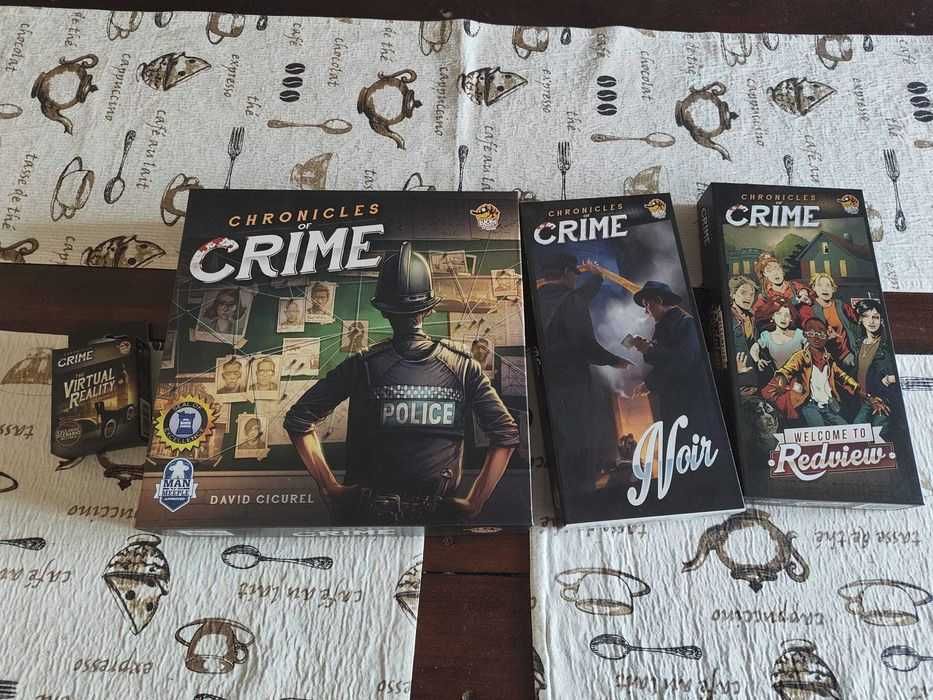 Joc de societate / Board Game Chronicles of Crime cu extensii