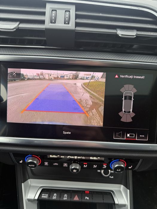 Audi Q3 sportback  proprietar Urgent