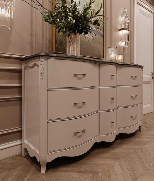 Шикарный комод из Дубая