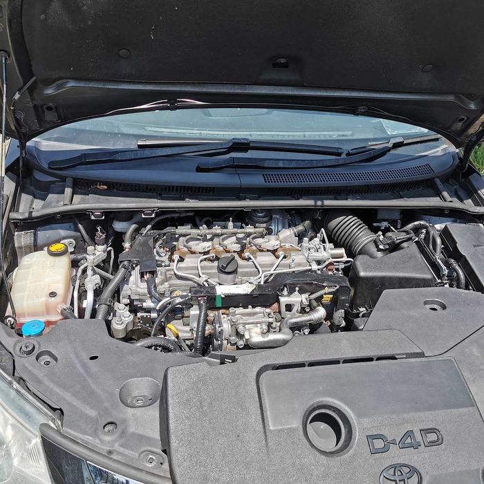 Injectoare Avensis T27 2.0 D4D 126 cai 2009-2012