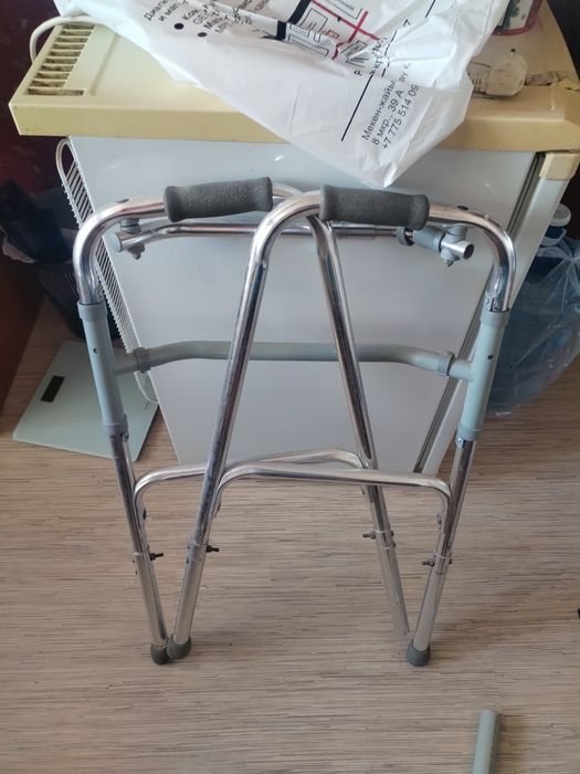 Ходули инвалидные/ ходунки