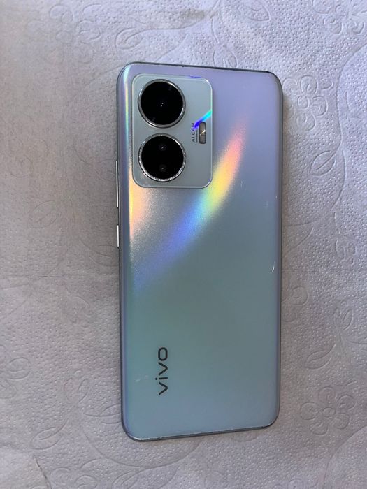 Продам телефон Vivo y55