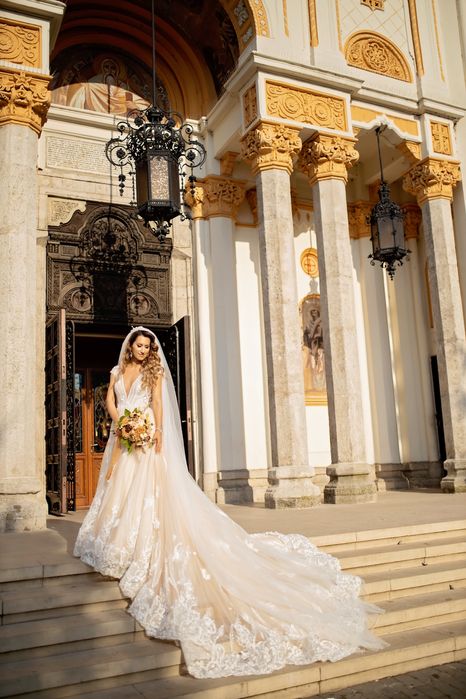 Rochie mireasa Milla Nova designer Lorenzo Rossi editie limitata