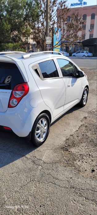 Chevrolet Spark sotaman sostoyaniyasi zur mazza qilib haydaysiz