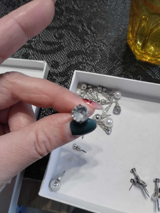 Обеци 12 чифта !!!