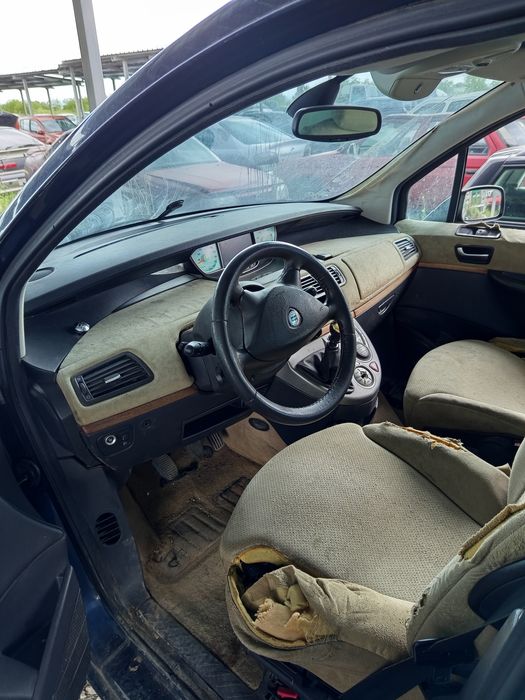 Ланчия Федра 2.0 136 кс 2003г  на части