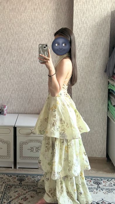 Продаются красивые платья