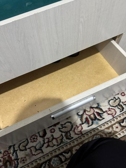 Двухэтажный кровать