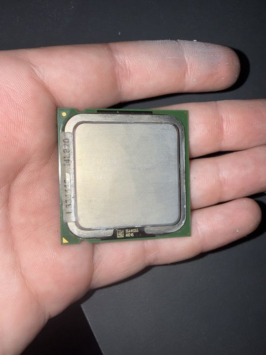 Procesor intel core i4 820 merge si pe PC si pe pentium folosit 3 ani de sime și încă funcționează perfect