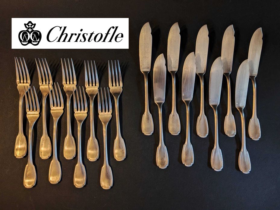 CHRISTOFLE GODRONS Set de 18 TACAMURI Argintate Placate cu ARGINT 9 Persoane. MARCATE. Stil Neo-Louis XVI. Franta circa 1910-1920. Stare foarte buna.
