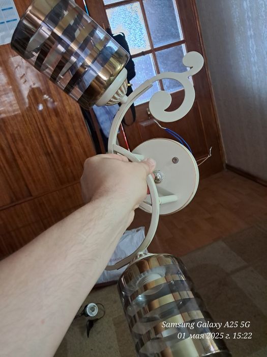 5 люстр  на потолок. Пишите