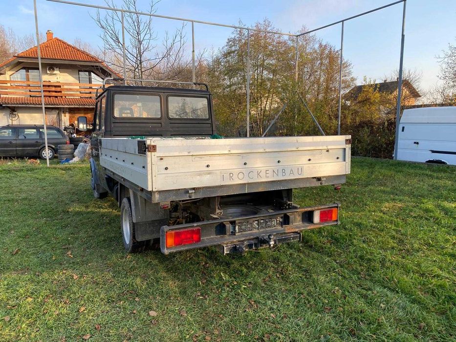 De vânzare Iveco Daily 35-12, an fabricație 1999, cabină dublă.