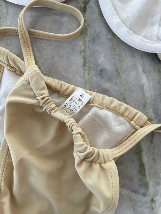 Бански костюм от две части