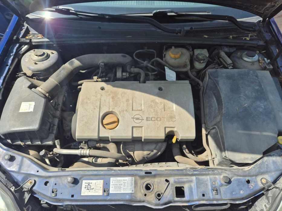 Opel Vectra 2005, benzina 1.6, 100 cp