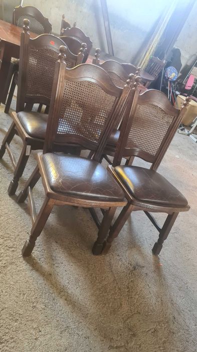 дървен стол с ратан и кожа внос от Европа