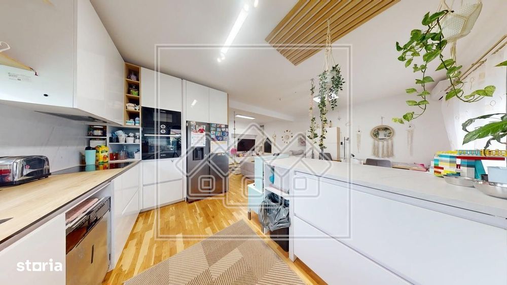 Casa tip duplex, 125 mp utili, partial mobilata - Cristian