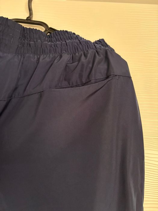 Pantaloni Nike, marimea Xl, originali! Albastru inchis, nou fara eticheta