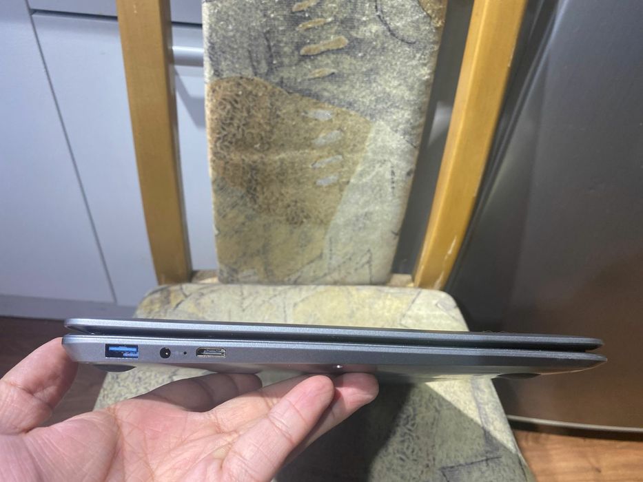 Ноутбук в идеальном состоянии/SSD 256