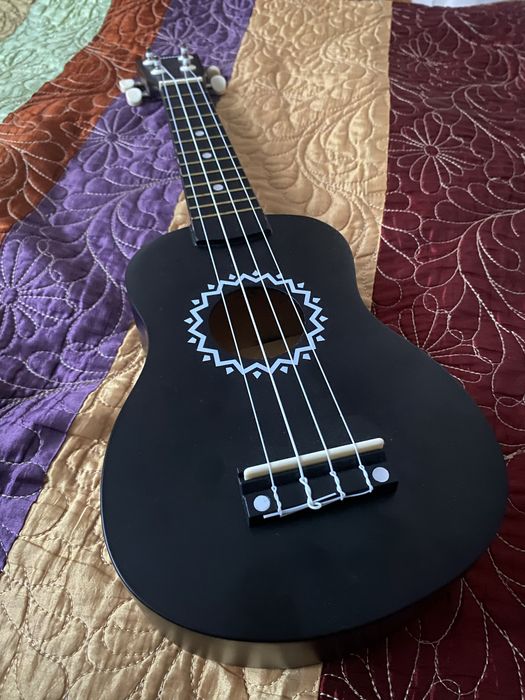 Укулкле сопрано черный