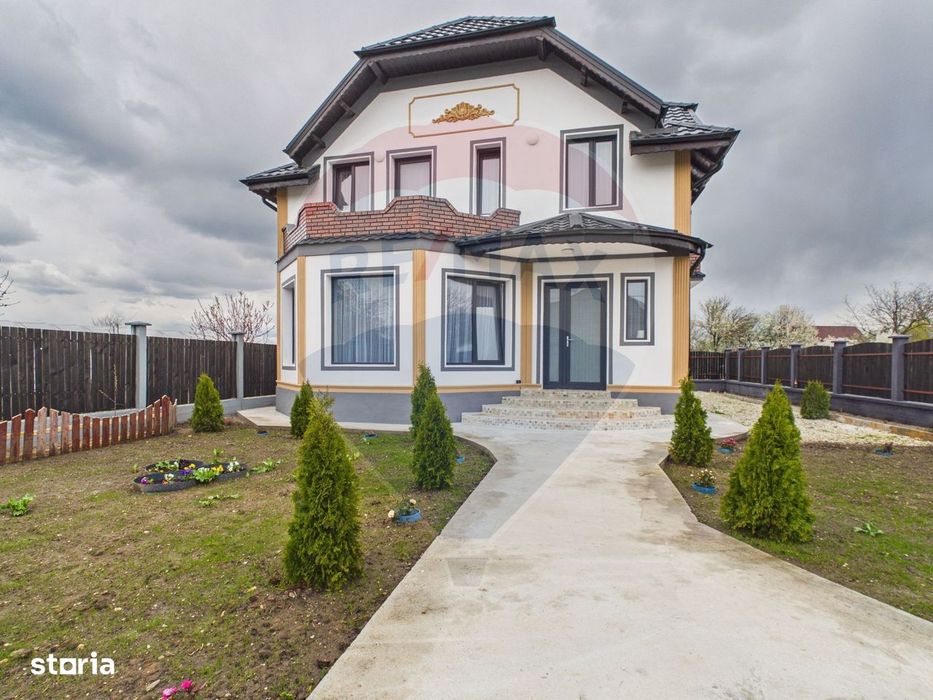 Casă / Vilă cu 5 camere de vânzare
