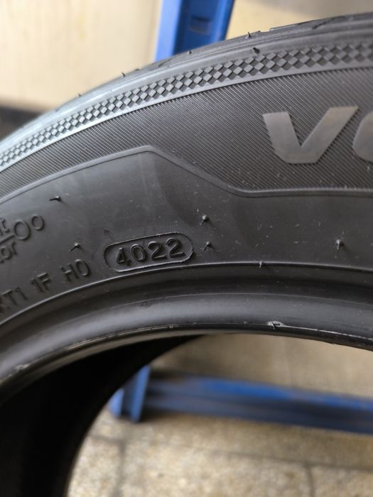 215 55 17 Hankook Летни 2бр.