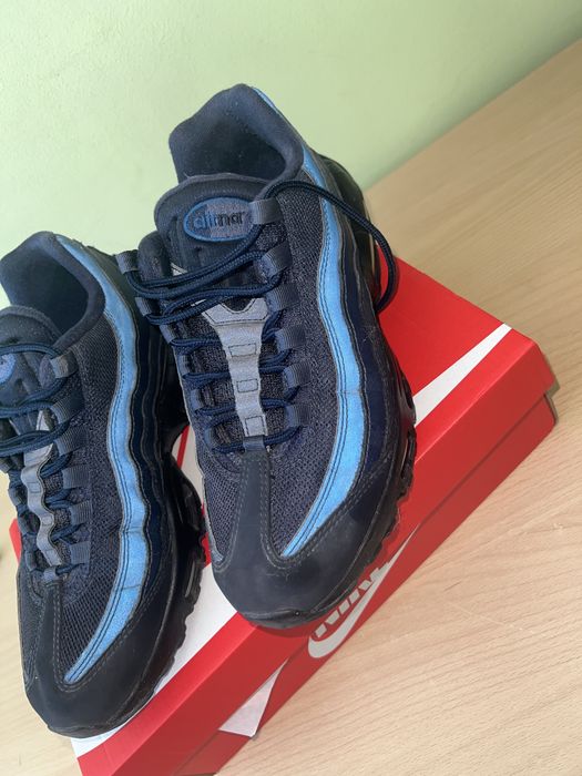 Продавам обувки Nike air max 95