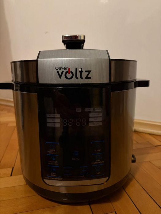 Нов мултикукър под налягане Oliver Voltz