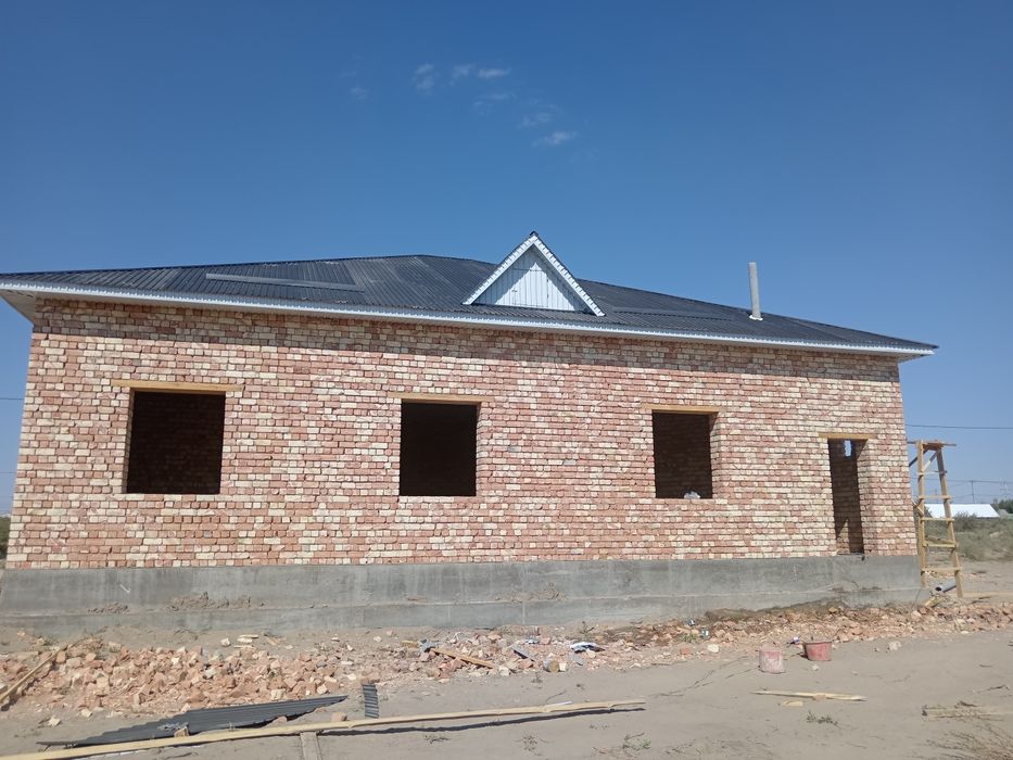 Продается недостроенный дом в районе Сабалак