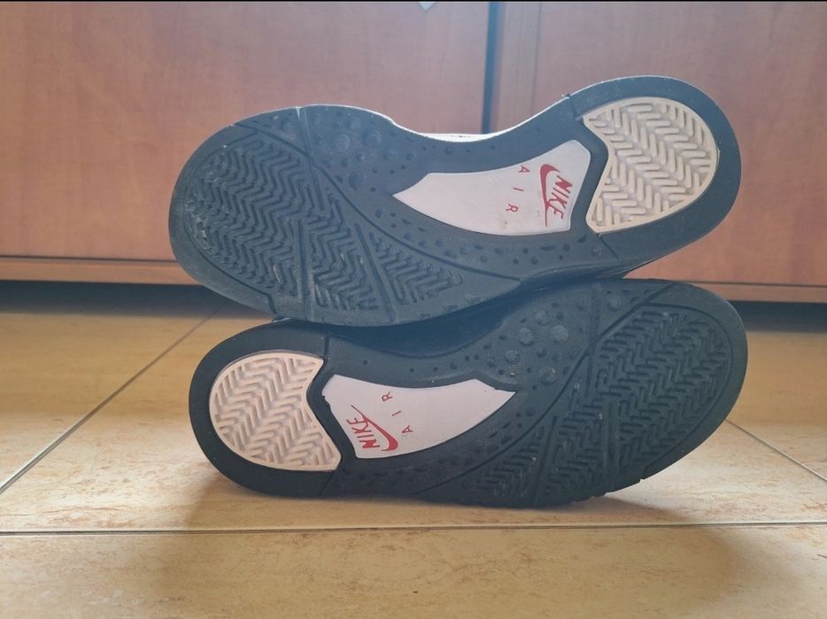 Nike Air Flight măr. 39