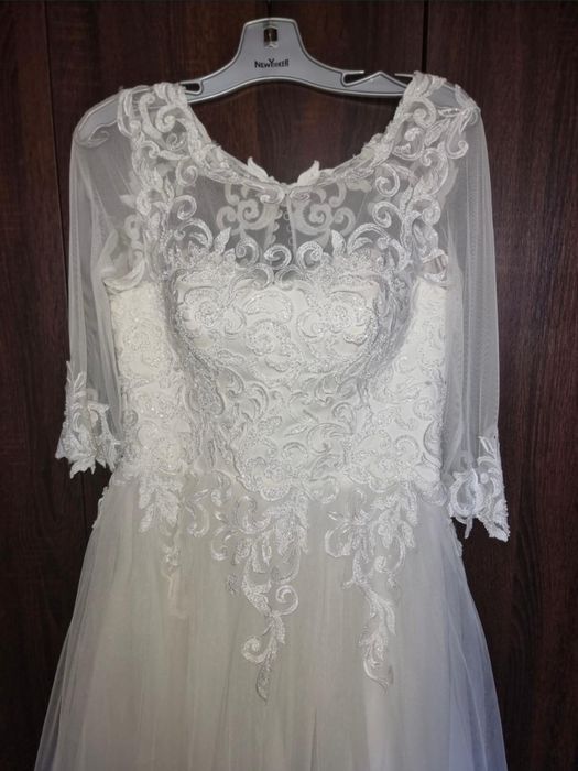 Vand rochie de mireasa