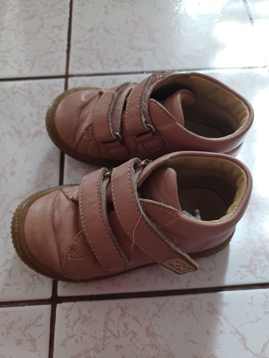 Детски обувки "Колев и колев "