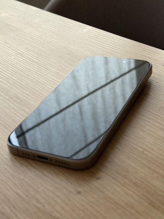 iPhone 15 Pro 128GB Natural Titanium — Impecabil
