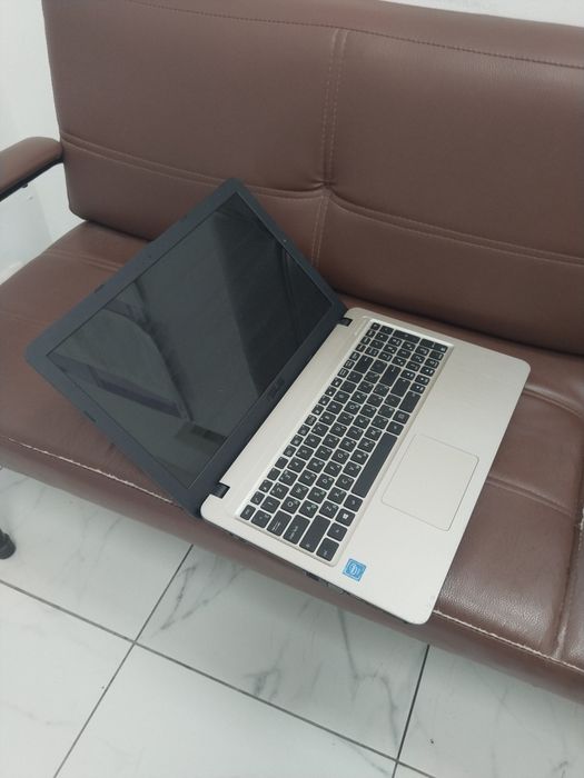 Продам Ноутбук ASUS X540S