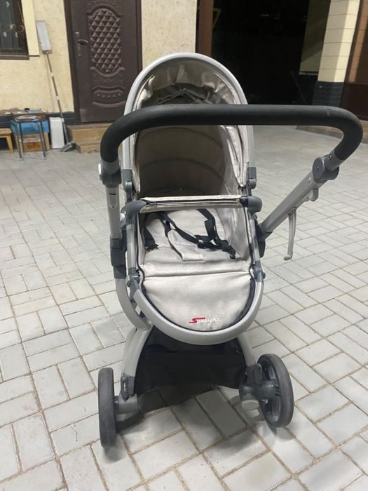 Коляска для ребенка