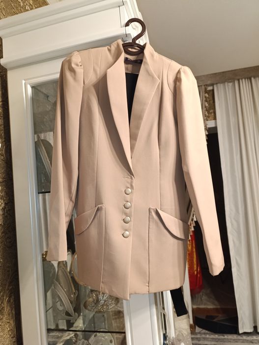 Ayollar uchun pidjak va shim. Женское пиджак и брюки