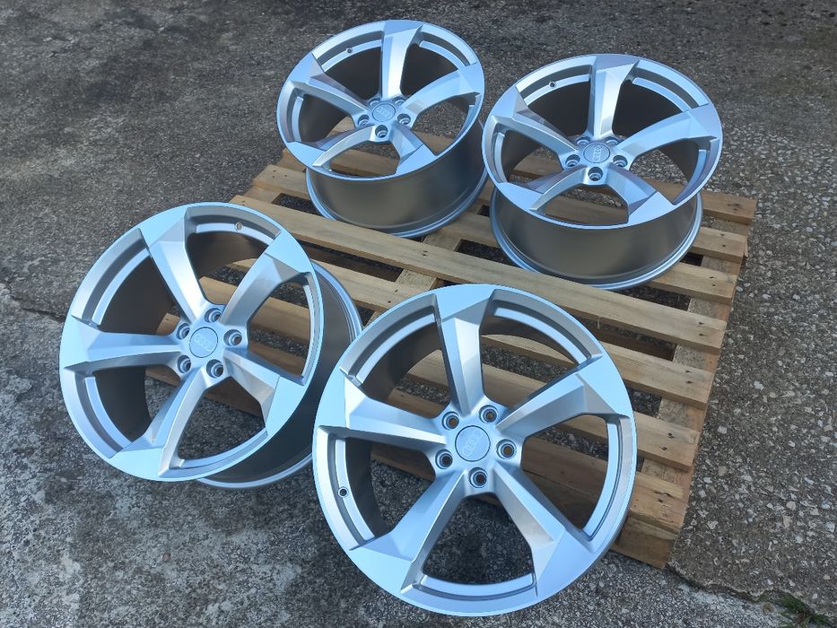 19.Audi Rotor27  S.line 9.0j et30   A4 A6 A7 A8 Q3 Q5 Чисто Нови

Нови