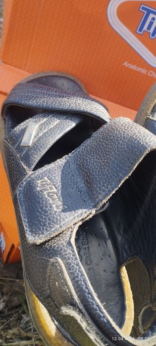 Сандалии кожаные Tiflani