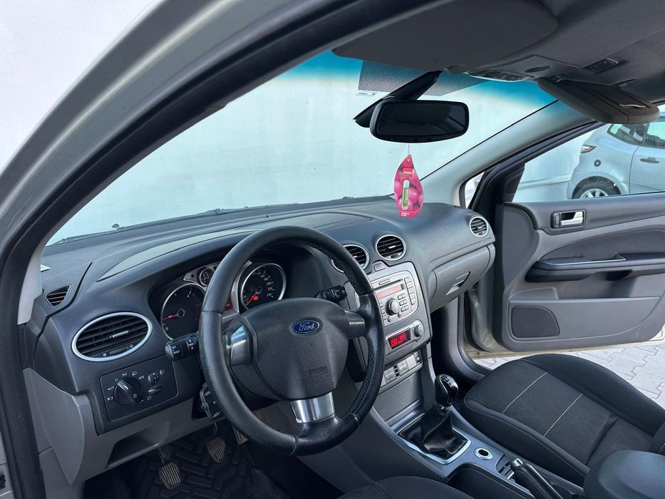Ford Focus 2009 | 1.6 Diesel - 110 CP | Facelift | Unic Proprietar | Clima