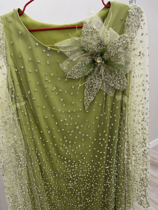 Вечерный көйлек сатылады