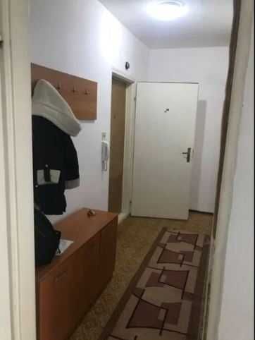 Дава се под наем Двустаен апартамент в Бургас, Меден рудник - зона А - 54 кв.м за 100 € - Снимка #3