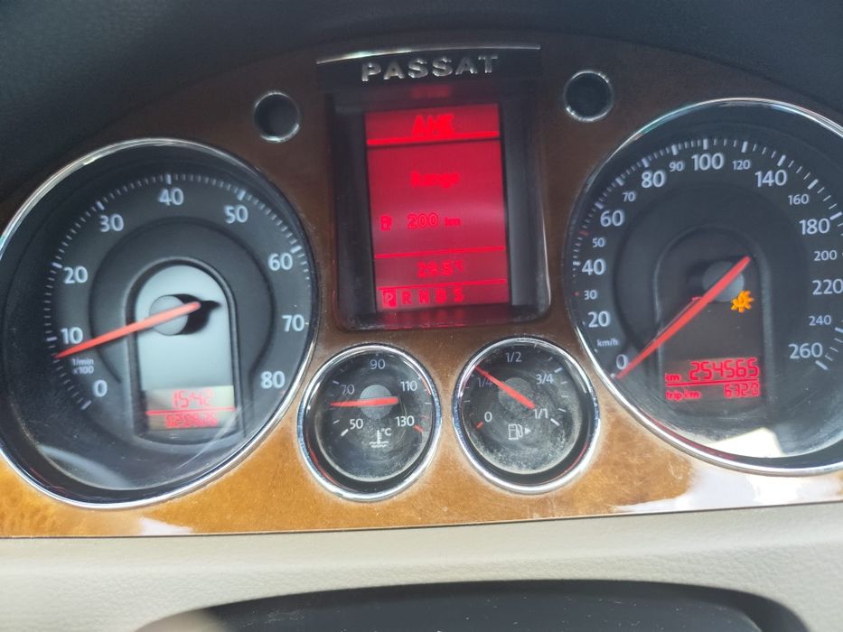 Volkswagen Passat B6 Variant 2.0 TFSI 200 CP Automat – 2008