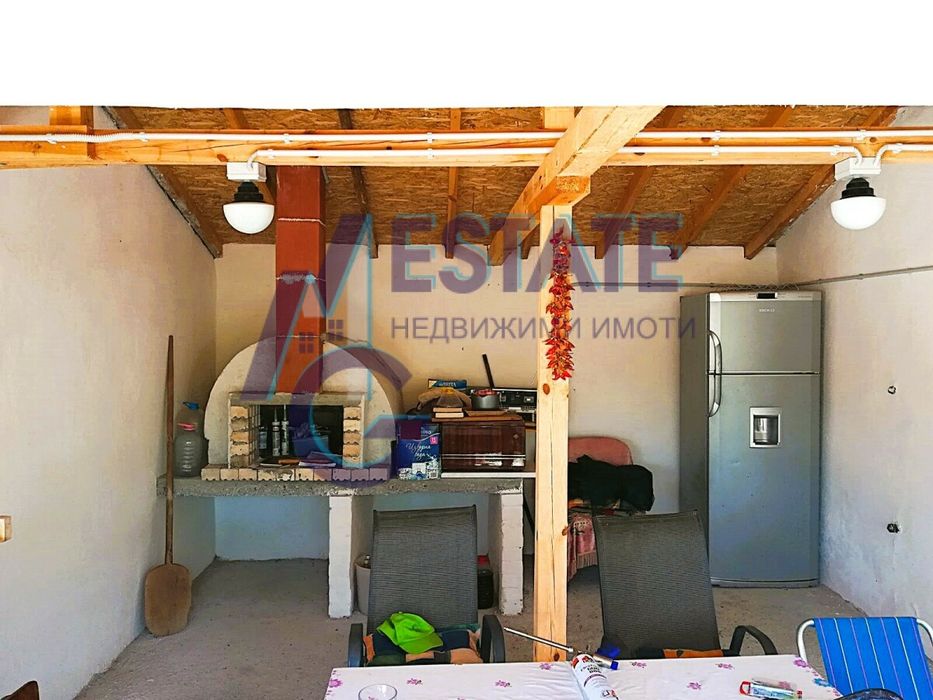 Продава се Къща в с. Миладиновци, Област Ямбол - 475 кв.м за 188 €/кв.м - Снимка #12