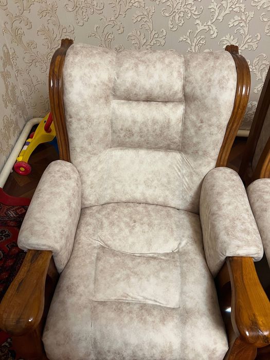 Диван ва креслолар.