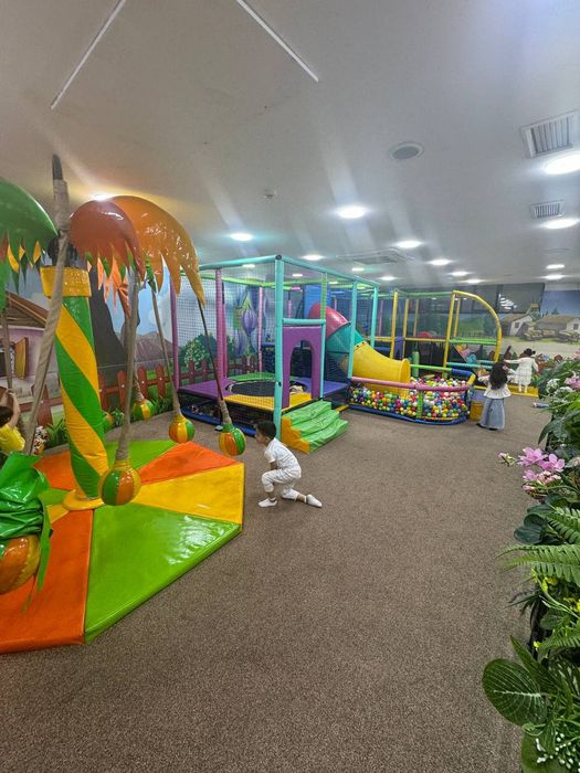 Детский площадка сотилади