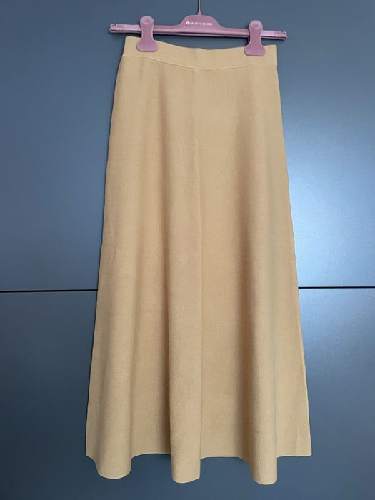 Пола - Mango, горчица