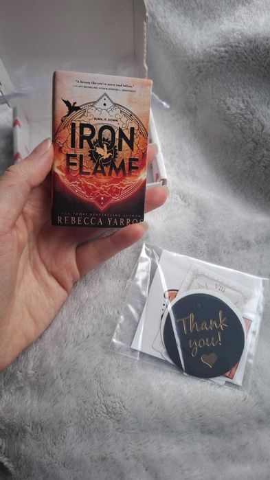 Martisor magnet cu minibook Iron Flame