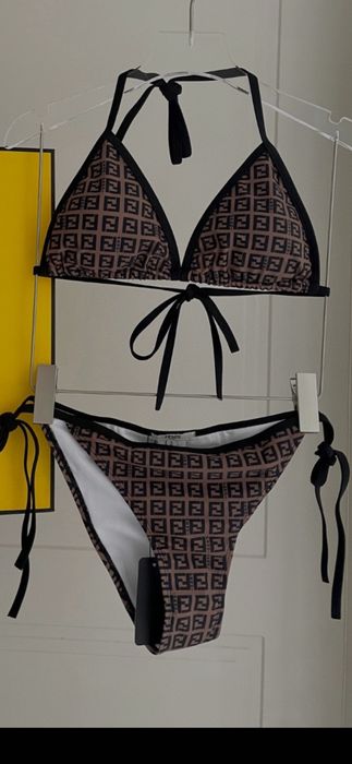 Costume de baie Fen*di, model 2026, preț fix, 10 ron prin posta romana