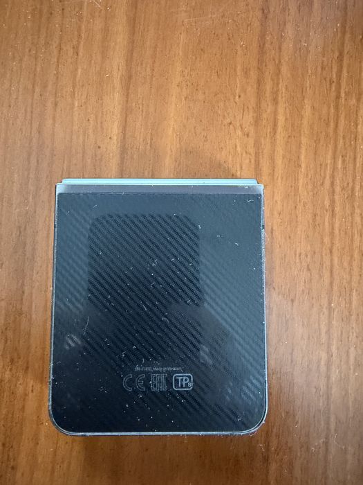 Samsung Galaxy Z Flip 6