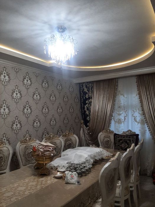 Продаю 4 ком Тузел 3 ком разделние